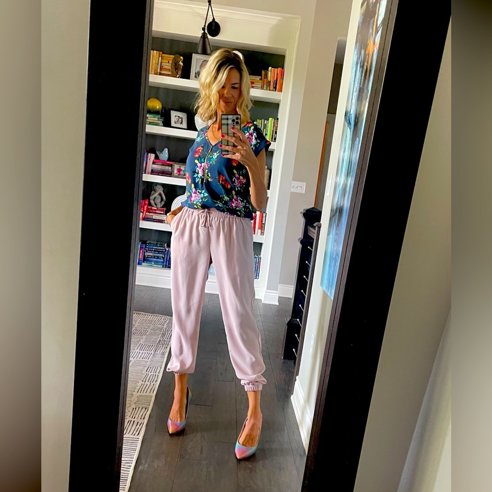 Mid-Rise Ankle Joggers with Elastic Waist